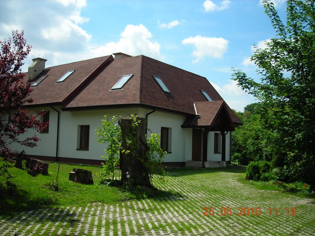 Dworek W Ogrodzie Kazimierz Dolny Esterno foto